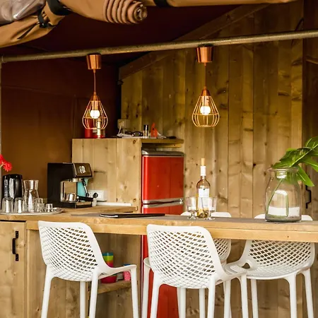 Glamping Holidays - Delle Rose